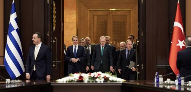 Καιρός να αρθεί κάθε απειλή στις μεταξύ μας σχέσεις